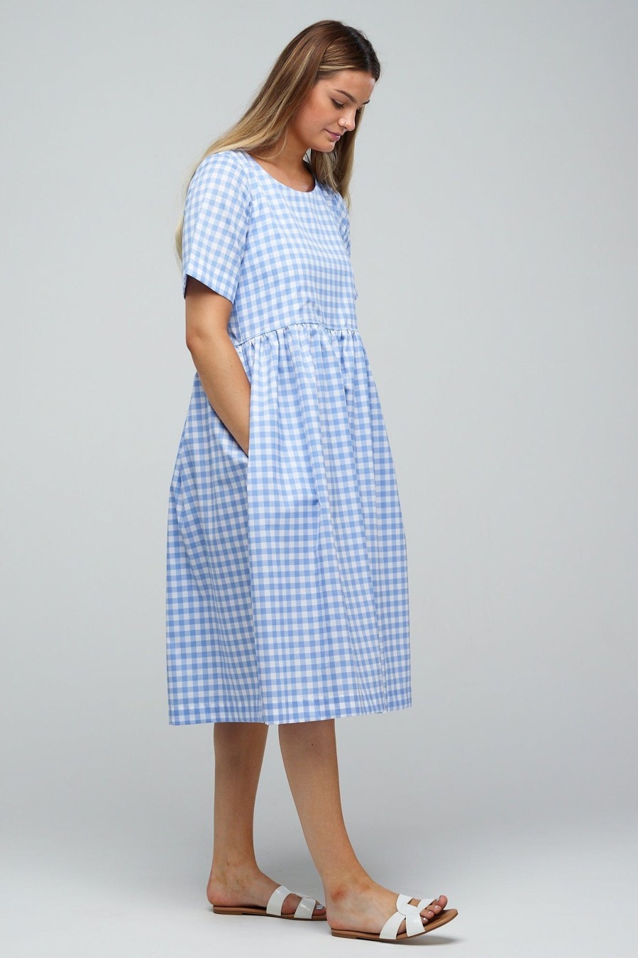 Women Community Clothing | Crew Neck Gathered Dress